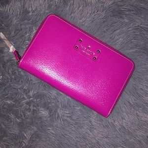 Kate Spade Zip travel wallet in Baja Rose